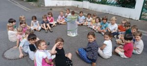 Des papillons dans la classe