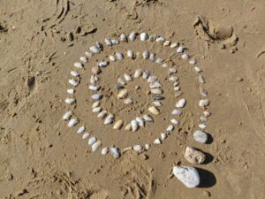 Landart sur la plage